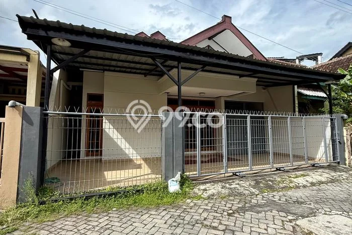 Hunian Cantik Modern Lb 84m2 di Umbulharjo, Yogyakarta Hunian Cantik Modern Lb 84m2 di Umbulharjo, Yogyakarta