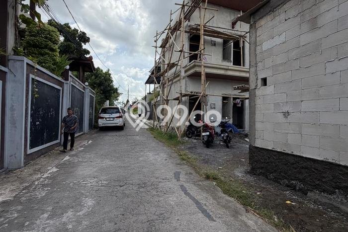 Aset Investasi! Kost Dijual di Depok, Sleman, 16 KT, 16 KM, Luas 280m2 Aset Investasi! Kost Dijual di Depok, Sleman, 16 KT, 16 KM, Luas 280m2