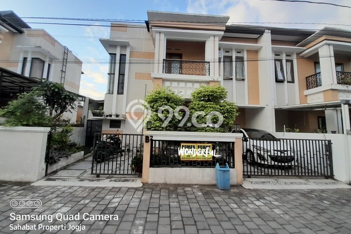 Dijual Cepat Rumah Favorit Siap Huni LB 200m2 di Ngemplak, Sleman Dijual Cepat Rumah Favorit Siap Huni LB 200m2 di Ngemplak, Sleman