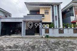 Rumah PREMIUM di Maguwoharjo, Yogyakarta, LT 135m² Bangunan 150m² HARGA TERBAIK! Rumah PREMIUM di Maguwoharjo, Yogyakarta, LT 135m² Bangunan 150m² HARGA TERBAIK!