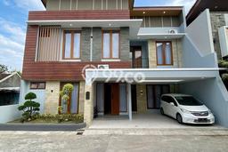 For Sale Rumah 4 Kamar Lokasi Strategis Bagus dan Strategis di Banguntapan For Sale Rumah 4 Kamar Lokasi Strategis Bagus dan Strategis di Banguntapan