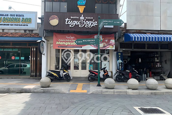 AREA PREMIUM! Ruko Kawasan Gondokusuman, Luas 220m², Lokasi Premium AREA PREMIUM! Ruko Kawasan Gondokusuman, Luas 220m², Lokasi Premium
