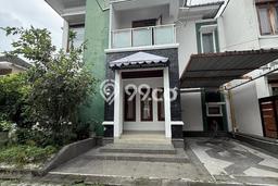 Hunian Cantik Modern Lb 330m2 di Sewon, Bantul Hunian Cantik Modern Lb 330m2 di Sewon, Bantul