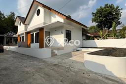 Rumah Modern Cantik 2 KT Bisa Langsung Pindah di Ngaglik Rumah Modern Cantik 2 KT Bisa Langsung Pindah di Ngaglik