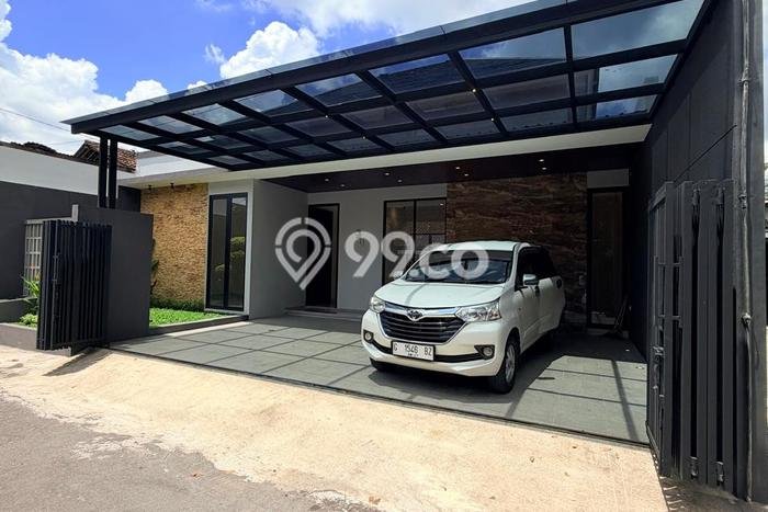 For Sale Rumah 4 Kamar Lokasi Strategis Bagus dan Strategis di Umbulharjo For Sale Rumah 4 Kamar Lokasi Strategis Bagus dan Strategis di Umbulharjo