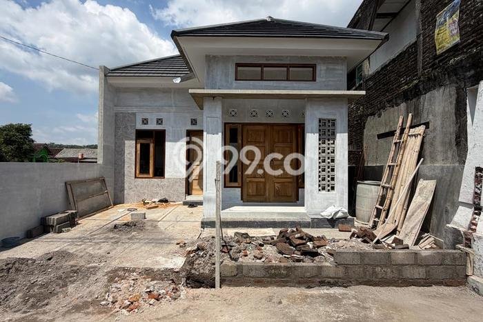 Rumah Sederhana Dijual Lokasi Piyungan 2 Kamar dengan LT 86m2 Rumah Sederhana Dijual Lokasi Piyungan 2 Kamar dengan LT 86m2