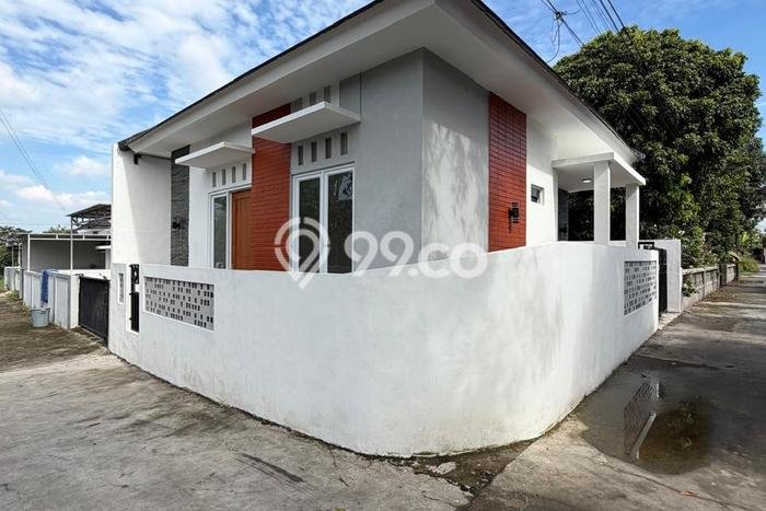 Rumah Modern Cantik 3 Kamar Siap Huni di Berbah Rumah Modern Cantik 3 Kamar Siap Huni di Berbah