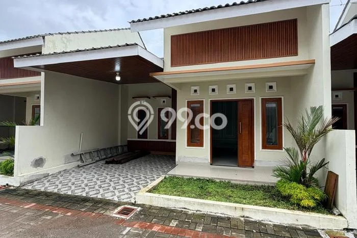 Dijual Rumah Strategis Bagus Punya 3 KT di Kalasan Sleman SHM Dijual Rumah Strategis Bagus Punya 3 KT di Kalasan Sleman SHM