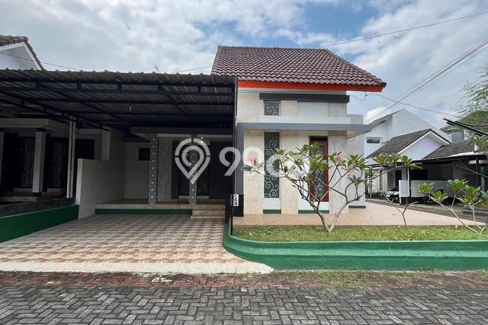 Rumah Berkualitas area Mlati, Sleman, Luas 176m2m² LB 110m2m² - HARGA NEGO! Rumah Berkualitas area Mlati, Sleman, Luas 176m2m² LB 110m2m² - HARGA NEGO!