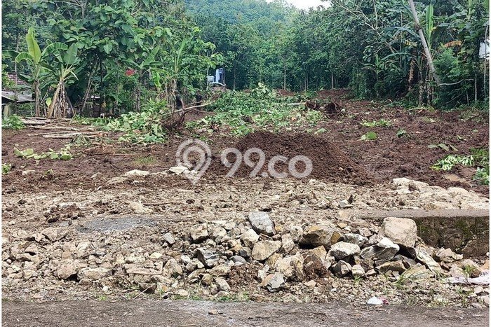 LOKASI STRATEGIS! Tanah Kawasan Imogiri , Luas 125m², Lokasi Potensial, Cocok untuk Hunian LOKASI STRATEGIS! Tanah Kawasan Imogiri , Luas 125m², Lokasi Potensial, Cocok untuk Hunian