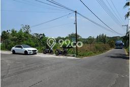 Jual Tanah Lokasi Prima di Gamping, Luas 177m², Area Asri Jual Tanah Lokasi Prima di Gamping, Luas 177m², Area Asri