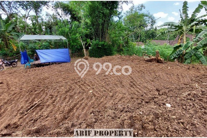 Dijual Tanah Kawasan Tempuran, Luas 132m², Kawasan Asri, Kontur Datar Dijual Tanah Kawasan Tempuran, Luas 132m², Kawasan Asri, Kontur Datar