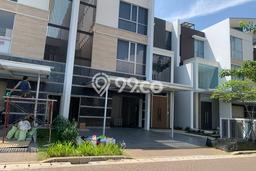 Rumah Kondisi Baik Disewakan di Golf Island, Jakarta Utara LT 420m2, LB 1100m2 Rumah Kondisi Baik Disewakan di Golf Island, Jakarta Utara LT 420m2, LB 1100m2
