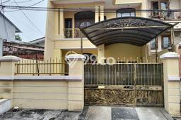 EXCLUSIVE OFFER! Rumah kawasan Kemayoran, 5 KT, Area Premium, Luas 200m2m² Bangunan 350m2m² EXCLUSIVE OFFER! Rumah kawasan Kemayoran, 5 KT, Area Premium, Luas 200m2m² Bangunan 350m2m²