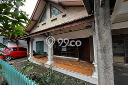 Dijual Rumah 5 Kamar Lokasi Ideal Nyaman dan Strategis di Ungaran Timur Dijual Rumah 5 Kamar Lokasi Ideal Nyaman dan Strategis di Ungaran Timur