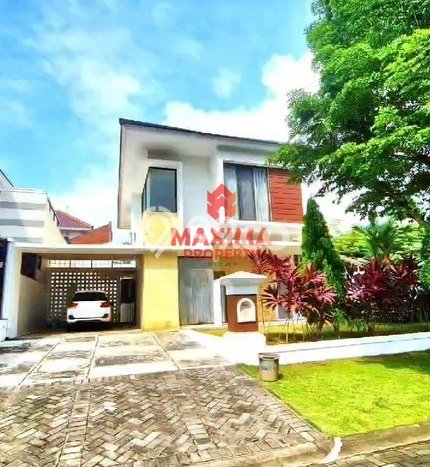 Ready to Use! Luxury House LT 300m2 Desain Elegan di BSB City Ready to Use! Luxury House LT 300m2 Desain Elegan di BSB City