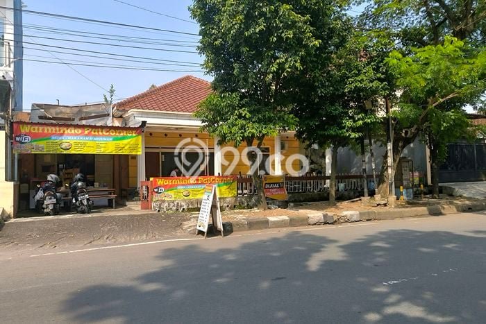 Hot Offer Hunian Mewah Ideal dan Luas di Peterongan, Semarang Hot Offer Hunian Mewah Ideal dan Luas di Peterongan, Semarang