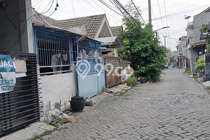 Dijual Cepat Rumah Favorit Siap Huni LB 100m2 di Mulyorejo, Surabaya Dijual Cepat Rumah Favorit Siap Huni LB 100m2 di Mulyorejo, Surabaya