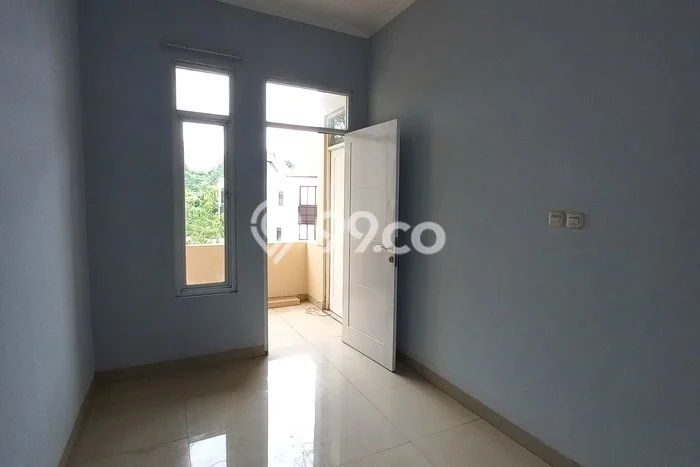 Lokasi terbaik! Rumah siap pakai dikontrakkan di Cinere LB 110m2 Lokasi terbaik! Rumah siap pakai dikontrakkan di Cinere LB 110m2