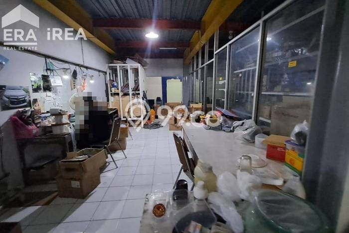 Unit Ruko Dijual di Mantrijeron Yogyakarta Luas Tanah 390m2, Luas Bangunan 640m2 Unit Ruko Dijual di Mantrijeron Yogyakarta Luas Tanah 390m2, Luas Bangunan 640m2
