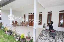 Rumah Modern Minimalis 3 KT Siap Huni di Solo Baru Rumah Modern Minimalis 3 KT Siap Huni di Solo Baru