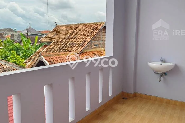 Ruko bagus disewakan di Ngampilan Yogyakarta dengan LB 250m2 harga sewa terbaik Ruko bagus disewakan di Ngampilan Yogyakarta dengan LB 250m2 harga sewa terbaik