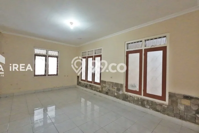 Best Deal Hunian Mewah Ideal dan Luas di Laweyan, Surakarta Best Deal Hunian Mewah Ideal dan Luas di Laweyan, Surakarta