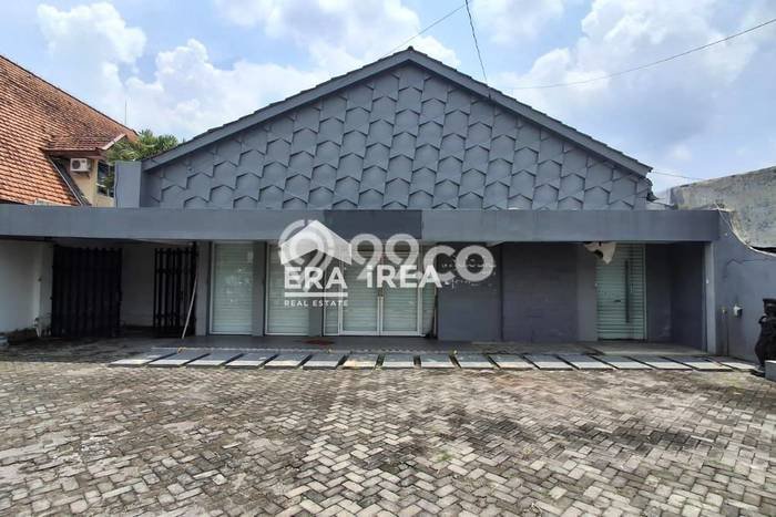 Komersial untuk disewa di Gondokusuman punya LT 500m2 & LB 380m2 harga sewa kompetitif Komersial untuk disewa di Gondokusuman punya LT 500m2 & LB 380m2 harga sewa kompetitif
