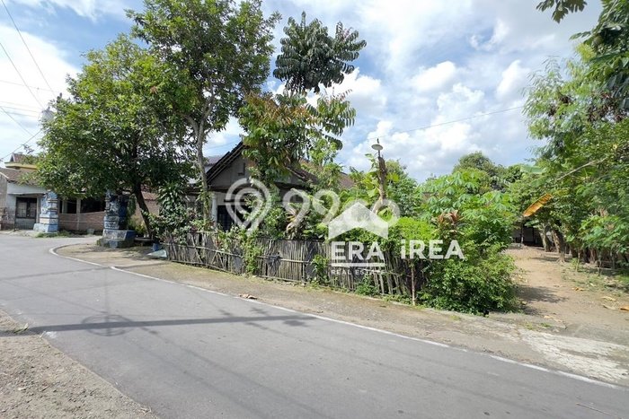 Lahan Strategis di Ngemplak Dijual dengan Luas 182m2 Lahan Strategis di Ngemplak Dijual dengan Luas 182m2