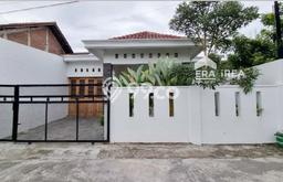 Hunian Cantik Modern Lb 150m2 di Ngemplak, Boyolali Hunian Cantik Modern Lb 150m2 di Ngemplak, Boyolali