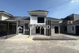 Hunian Cantik Minimalis Lb 80m2 di Grogol, Solo Hunian Cantik Minimalis Lb 80m2 di Grogol, Solo
