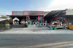 Rumah Kost untuk Dijual di Sambi dengan 31 KT, 27 KM, Luas 800m2 Rumah Kost untuk Dijual di Sambi dengan 31 KT, 27 KM, Luas 800m2