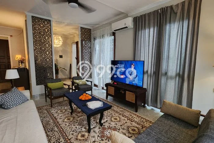 Disewakan Cepat Rumah Kondisi Bagus di Area Laweyan, Surakarta Disewakan Cepat Rumah Kondisi Bagus di Area Laweyan, Surakarta