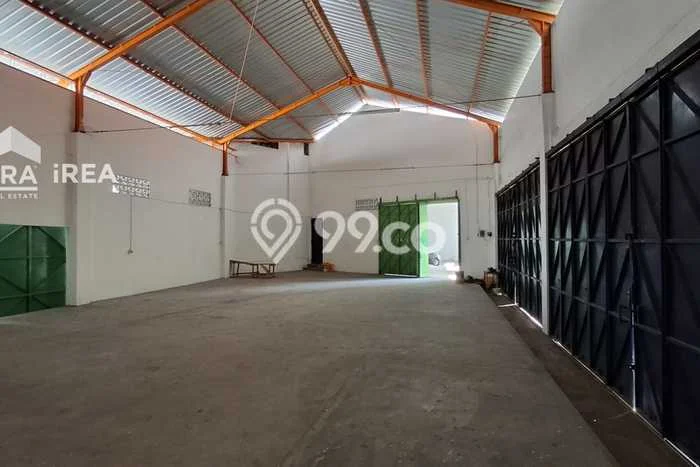 Gudang Disewakan di Solo Baru, Luas 140m², Area Berkembang Gudang Disewakan di Solo Baru, Luas 140m², Area Berkembang