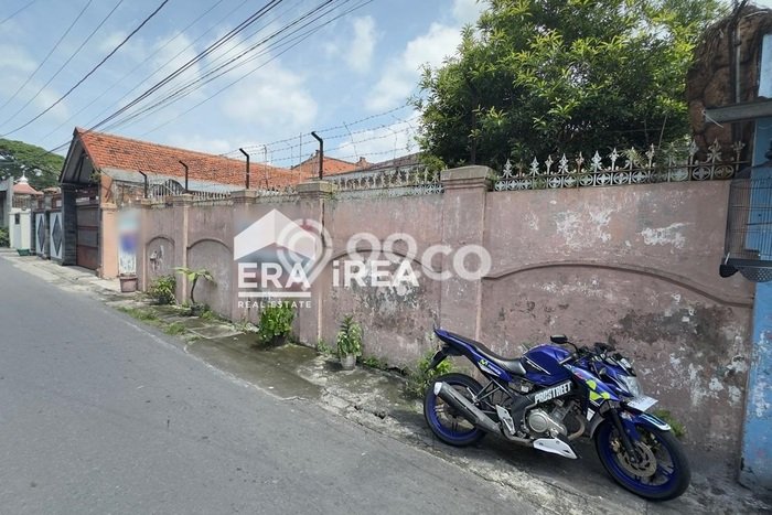 Rumah Mewah Siap Huni LT 316m2 di Serengan, Surakarta Rumah Mewah Siap Huni LT 316m2 di Serengan, Surakarta