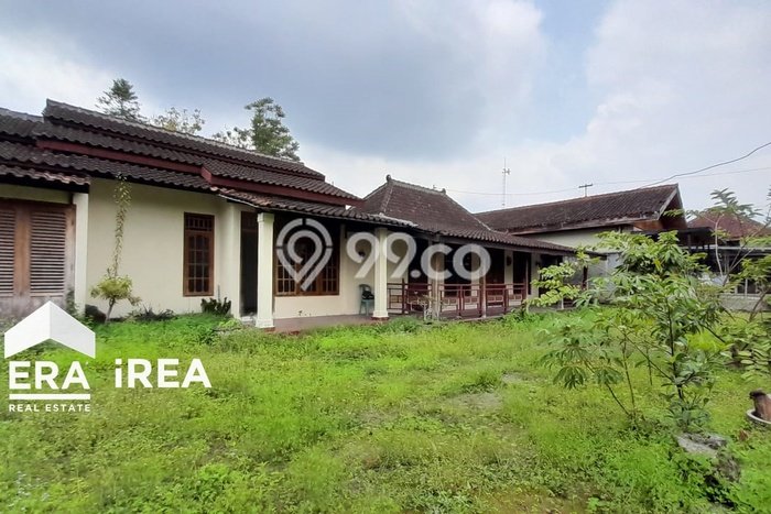 Hunian Elit LB 200m2 Siap Huni Desain Elegan di Pulisen, Boyolali Hunian Elit LB 200m2 Siap Huni Desain Elegan di Pulisen, Boyolali