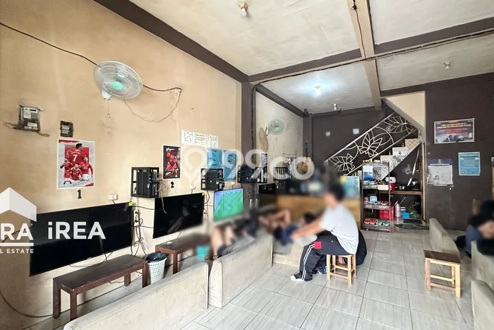 Unit Ruko Dijual di Kartasura Sukoharjo Luas Bangunan 106m2 Unit Ruko Dijual di Kartasura Sukoharjo Luas Bangunan 106m2
