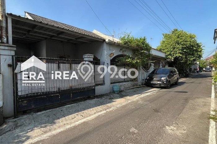 Rumah Sederhana Dijual di Jebres 2 Kamar dengan Luas Tanah 120m2 Rumah Sederhana Dijual di Jebres 2 Kamar dengan Luas Tanah 120m2