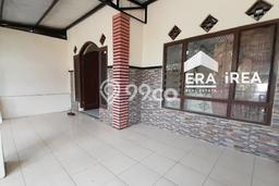 Jual Rumah Bagus Siap Huni LB 120m2 di Mojolaban, Sukoharjo Jual Rumah Bagus Siap Huni LB 120m2 di Mojolaban, Sukoharjo