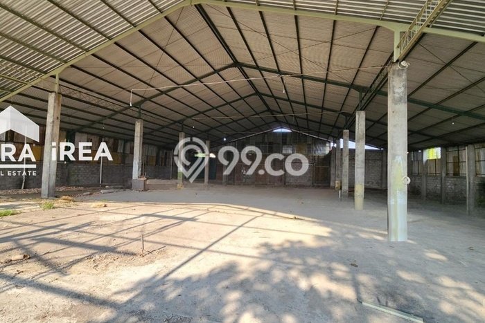 Gudang disewakan di Karanganyar Solo dengan luas bangunan 1200m2 Gudang disewakan di Karanganyar Solo dengan luas bangunan 1200m2