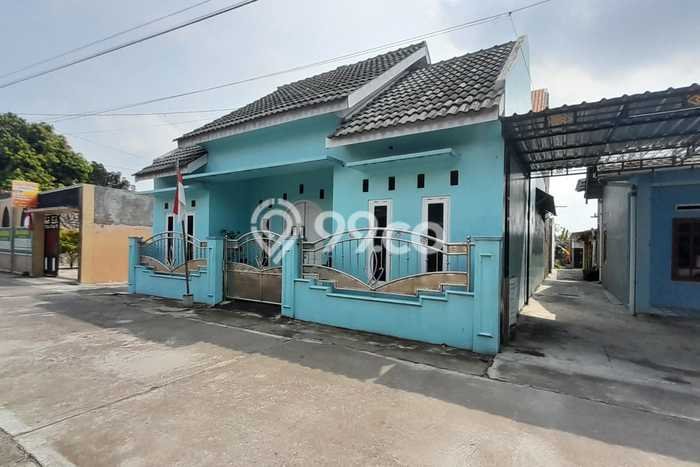 Dijual Rumah Strategis Bagus Punya 4 KT di Kartasura Sukoharjo SHM Dijual Rumah Strategis Bagus Punya 4 KT di Kartasura Sukoharjo SHM