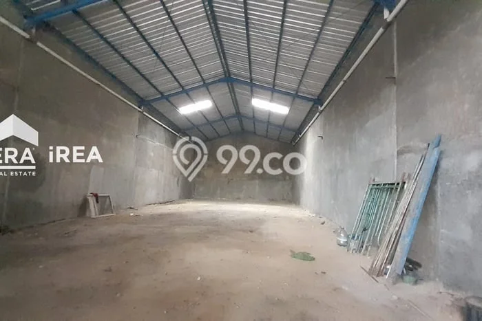 Gudang untuk disewa di Grogol punya LT 300m2 & LB 250m2 harga sewa kompetitif Gudang untuk disewa di Grogol punya LT 300m2 & LB 250m2 harga sewa kompetitif