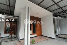 SIAP HUNI! Rumah Strategis area Kartasura, Luas 118m2m² Bangunan 118m2m² SIAP HUNI! Rumah Strategis area Kartasura, Luas 118m2m² Bangunan 118m2m²