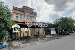 Jual Rumah Favorit Siap Huni LB 200m2 di Banjarsari, Solo Jual Rumah Favorit Siap Huni LB 200m2 di Banjarsari, Solo