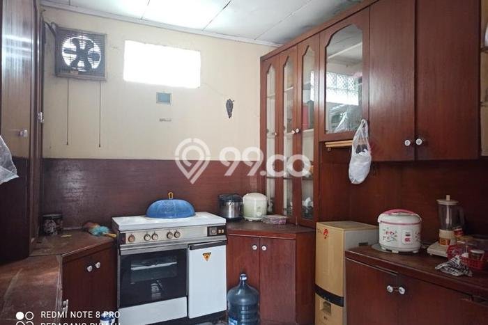 Hunian Elit LB 200m2 Siap Huni Desain Elegan di Utan Kayu, Jakarta Timur Hunian Elit LB 200m2 Siap Huni Desain Elegan di Utan Kayu, Jakarta Timur