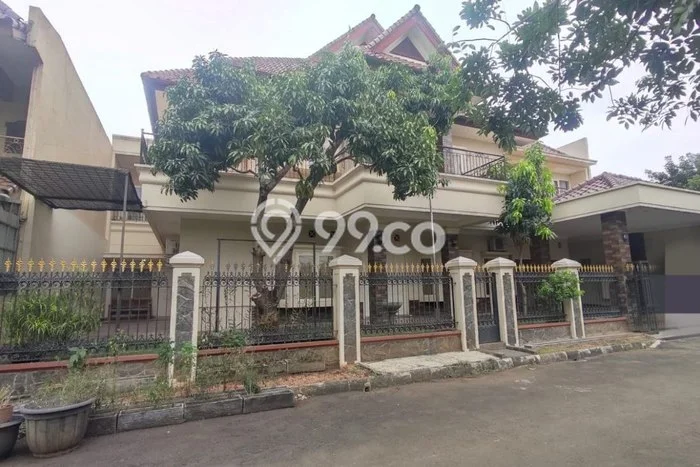 Ready to Use! Premium House LT 336m2 Desain Modern di Lubang Buaya Ready to Use! Premium House LT 336m2 Desain Modern di Lubang Buaya