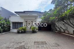 Rumah Elit Modern Tanpa Renovasi di Antasari Jakarta Selatan Rumah Elit Modern Tanpa Renovasi di Antasari Jakarta Selatan