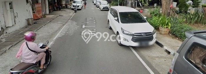Ruko Dijual di Jakarta Pusat LT 81m2 & LB 200m2 Lokasi Terbaik! Ruko Dijual di Jakarta Pusat LT 81m2 & LB 200m2 Lokasi Terbaik!