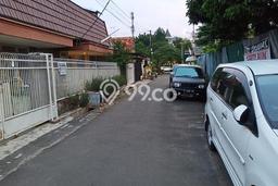 Rumah Mewah LB 535m2 Siap Pakai Desain Elegan di Grogol, Jakarta Barat Rumah Mewah LB 535m2 Siap Pakai Desain Elegan di Grogol, Jakarta Barat