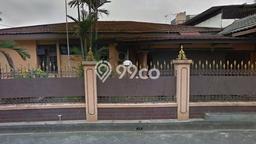 Ready to Use! Premium House LT 329m2 Desain Elegan di Duri Kepa Ready to Use! Premium House LT 329m2 Desain Elegan di Duri Kepa